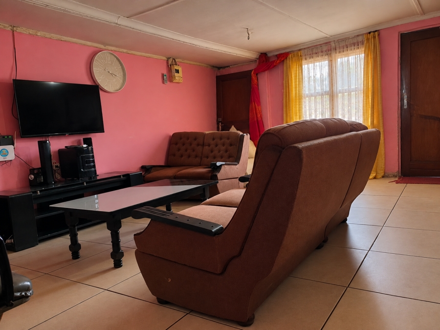 3 Bedroom Property for Sale in Mfuleni Western Cape